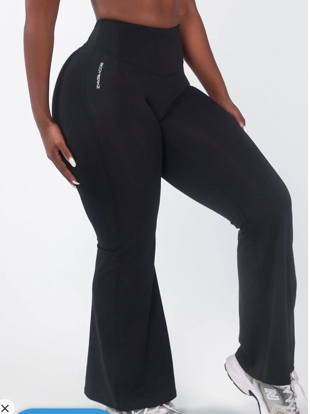 High-Waist Flared Performance Pants - Black